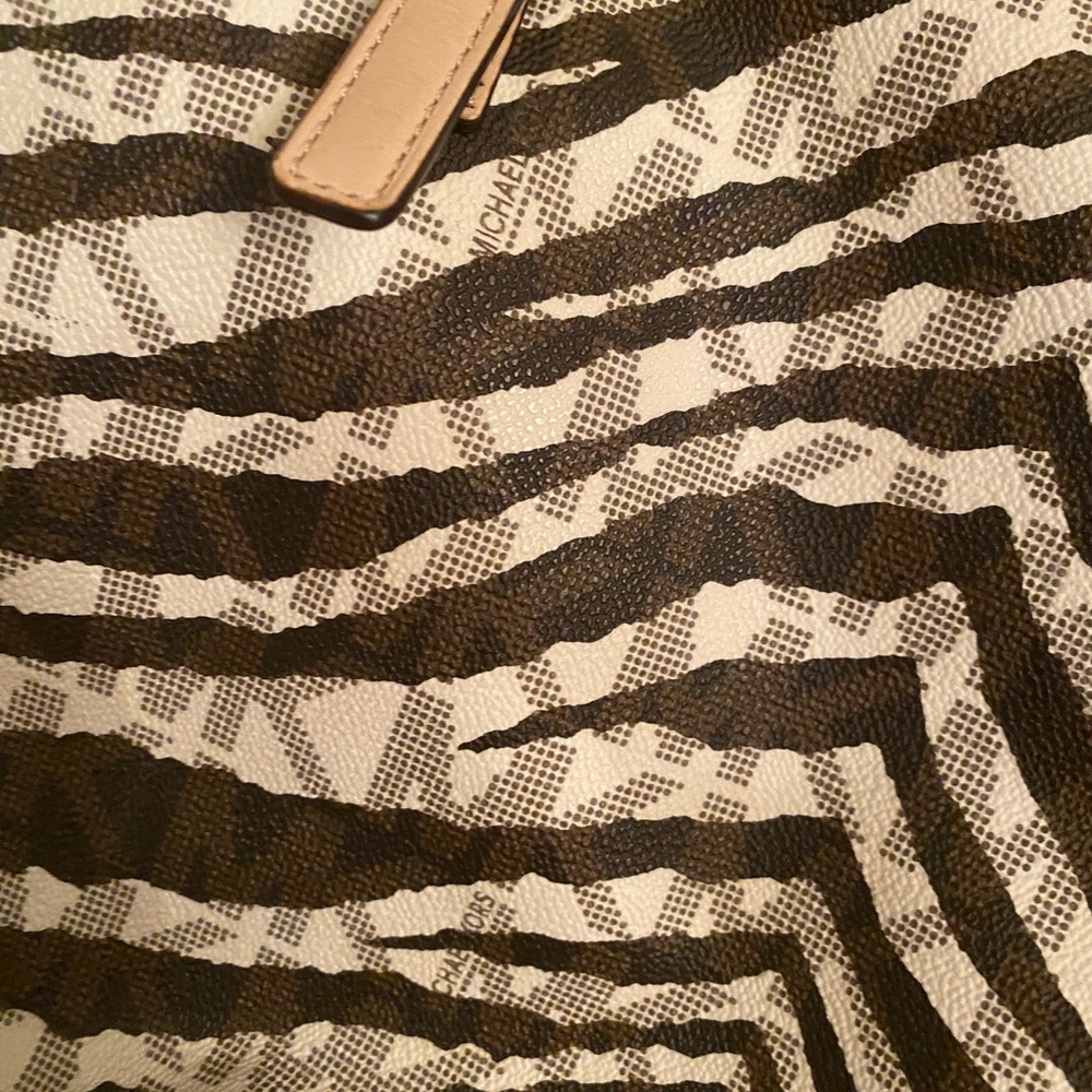 MICHAEL Michael Kors Zebra Stripe Tote with Tan Handles - Picture 3 of 4
